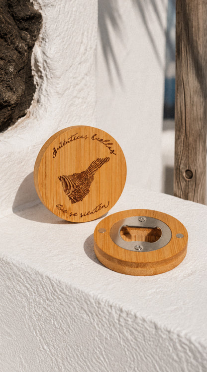Abridor de botellas imantado de Tenerife en bambú | 5 diseños